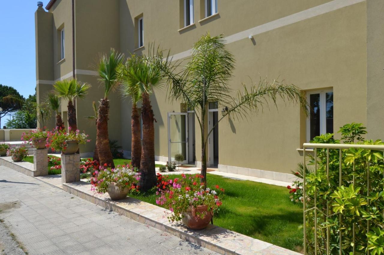 Bed and Breakfast Stellaris Siderno Екстер'єр фото